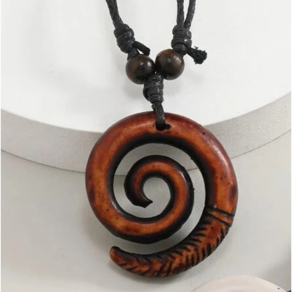New Handmade Boho Hawaiian Tribal Engraved Spiral Helix Hook Pendant Necklace